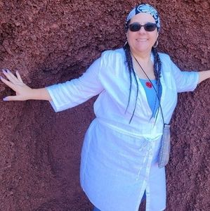 Meet your Posher, Esther